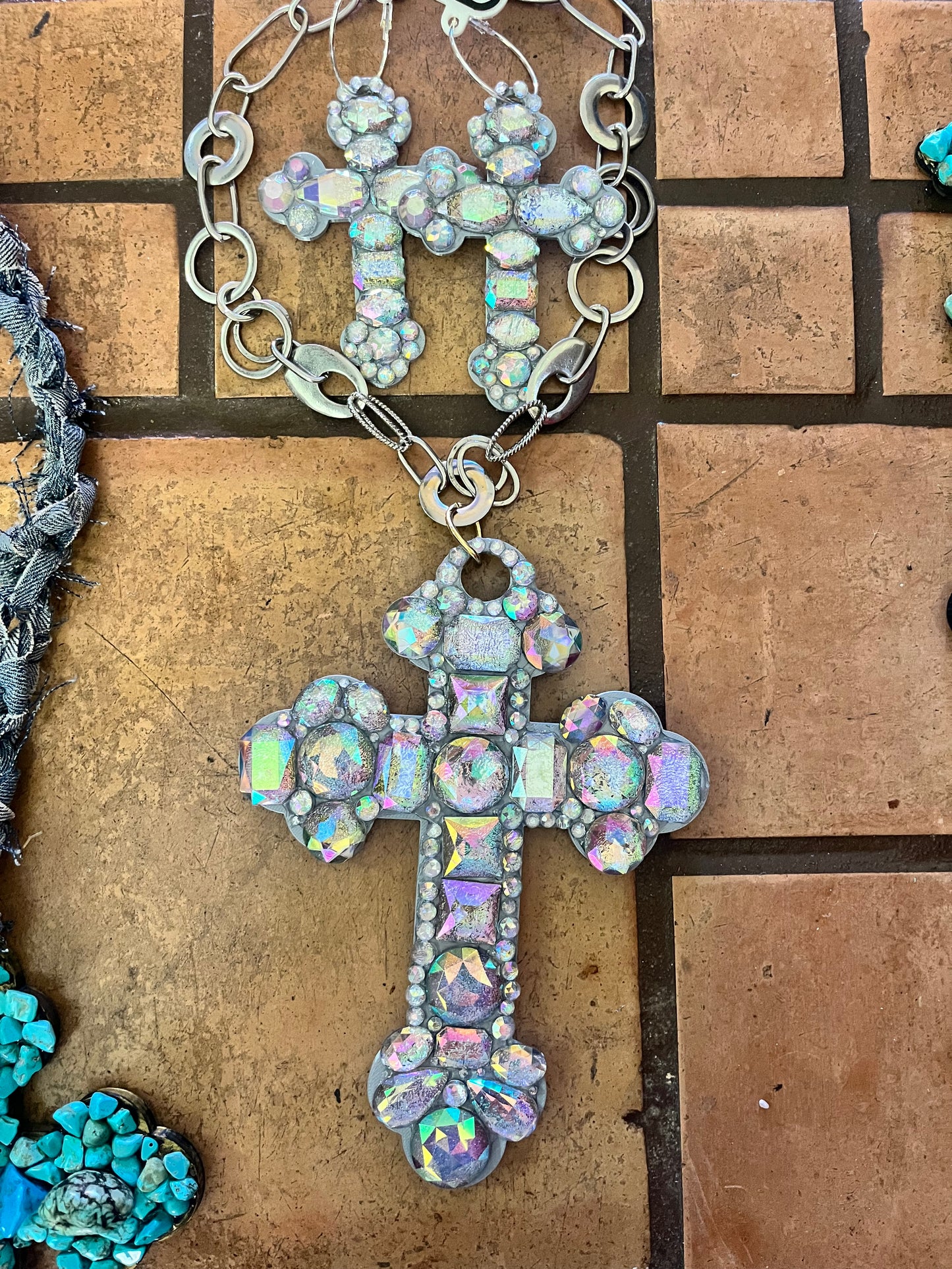 Pre order Bling 8 in cross set