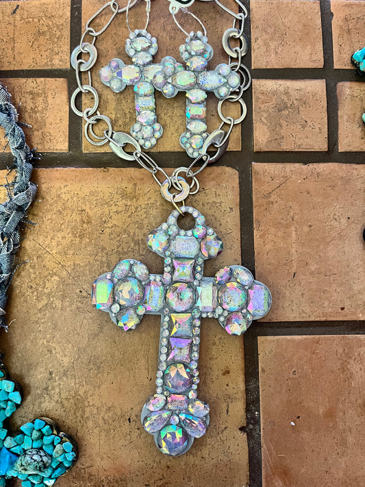 Pre order Bling 8 in cross set